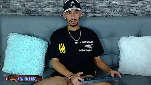 Snapshot of Sam_culhane chatting on 01-28-25, 10:12 Sam culhane online show from 01-28-25, 10:12