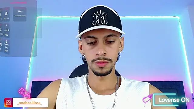 Snapshot of Sam_culhane chatting on 03-19-25, 10:53 Sam culhane online show from 03-19-25, 10:53