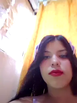 Snapshot of Angela_Sophie chatting on 10-10-25, 05:01 Angela Sophie online show from 10-10-25, 05:01