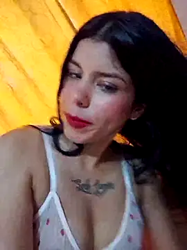 Snapshot of Angela_Sophie chatting on 10-13-25, 05:02 Angela Sophie online show from 10-13-25, 05:02