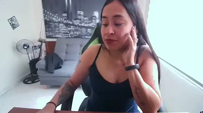 kamila lovee online show from 02-12-25, 07:13