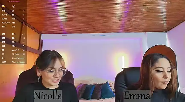  Emma11 online show from 03-18-25, 07:42