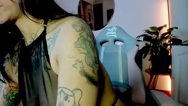 tattoo ninja kittyy online show from 11-11-25, 12:54