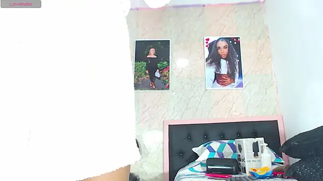 Snapshot of k_stormi_ chatting on 11-14-25, 01:26 k stormi online show from 11-14-25, 01:26