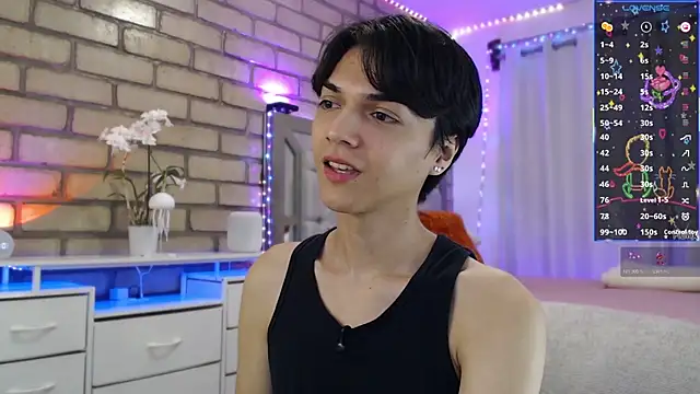 Snapshot of biel_biel chatting on 02-25-26, 04:33 biel biel online show from 02-25-26, 04:33