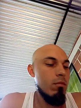 Snapshot of Jean18060 chatting on 10-08-25, 09:23 Jean18060 online show from 10-08-25, 09:23