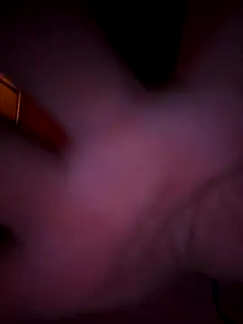 Snapshot of quechamp1980 chatting on 10-24-25, 09:38 quechamp1980 online show from 10-24-25, 09:38