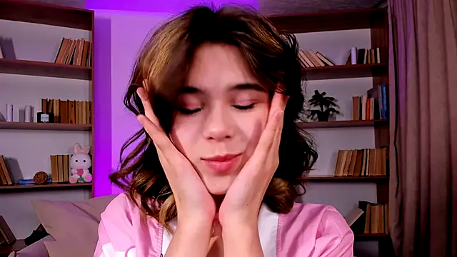 Snapshot of Hotary_Yuko chatting on 03-22-25, 10:39 Hotary Yuko online show from 03-22-25, 10:39