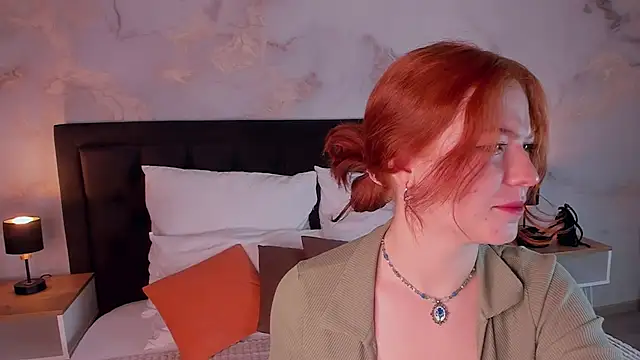 SophieOuld online show from 02-04-25, 10:10