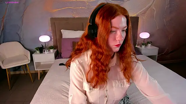 SophieOuld online show from 10-02-25, 02:40