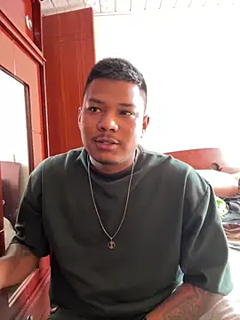 Saipadpuer30 online show from 10-22-25, 02:39