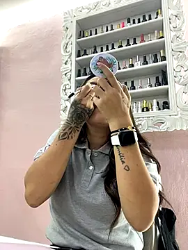 Snapshot of Kamila_angel chatting on 11-28-25, 04:09 Kamila angel online show from 11-28-25, 04:09