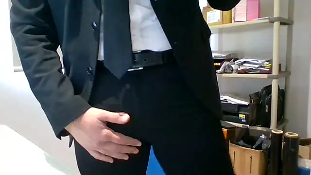 66MA69 online show from 11-17-25, 02:01