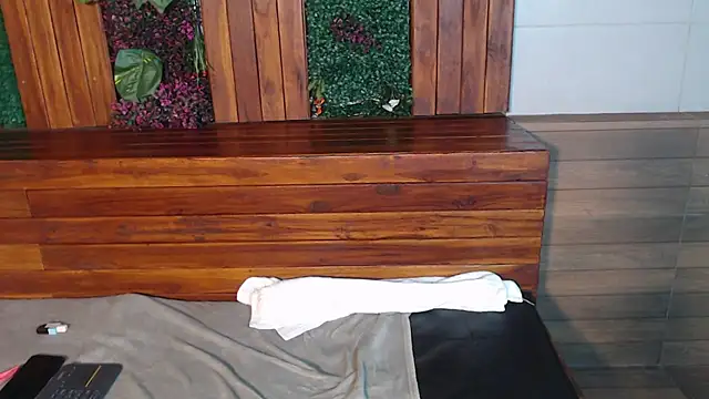 Alexa vandercloude online show from 02-27-25, 03:05