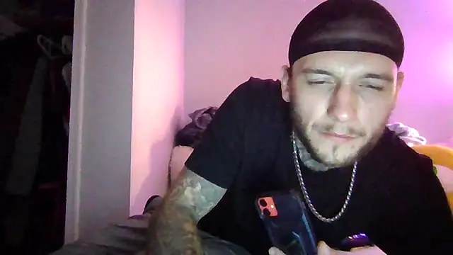 cruz815 online show from 12-18-25, 10:27