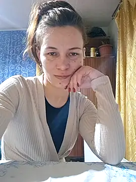 Snapshot of Belladonna253 chatting on 02-19-25, 05:38 Belladonna253 online show from 02-19-25, 05:38