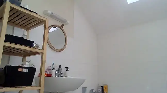 Zer oki online show from 03-08-25, 10:54