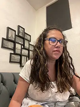 MirandaLatinaLovely online show from 11-11-25, 05:29