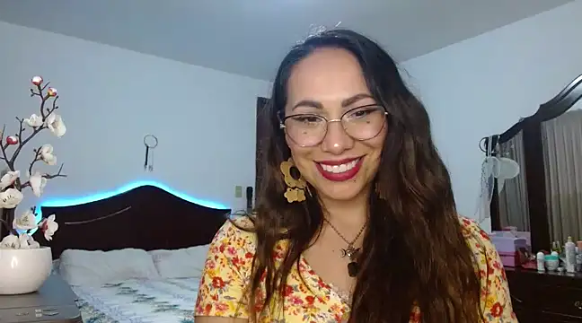 AloLovely  online show from 02-18-25, 01:54