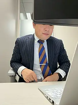 Nobu 469 online show from 10-29-25, 04:59