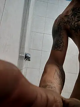 Snapshot of Fo05go chatting on 02-18-26, 12:50 Fo05go online show from 02-18-26, 12:50