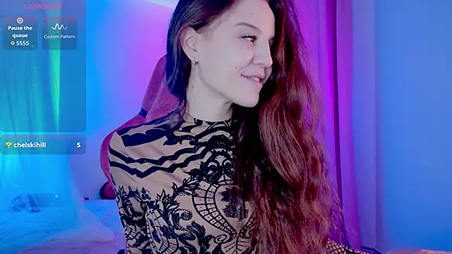 MilaStoyne online show from 10-15-25, 05:51