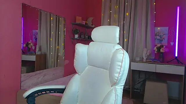 Jenny Smit online show from 02-19-25, 12:11