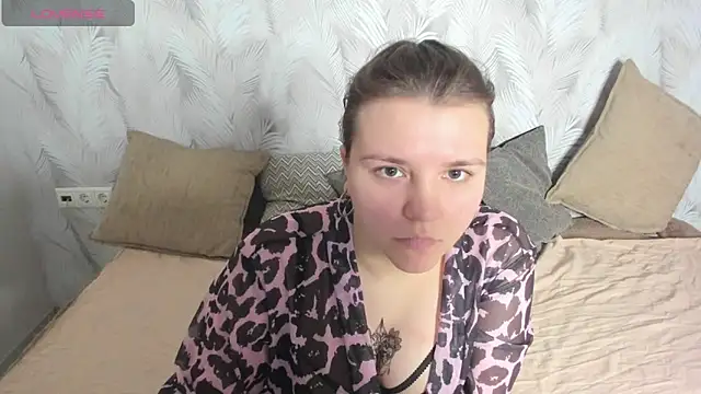 Snapshot of Jenny_Jimmy chatting on 03-22-25, 08:08 Jenny Jimmy online show from 03-22-25, 08:08