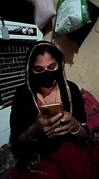 Snapshot of Jyoti5566 chatting on 02-05-25, 04:47 Jyoti5566 online show from 02-05-25, 04:47