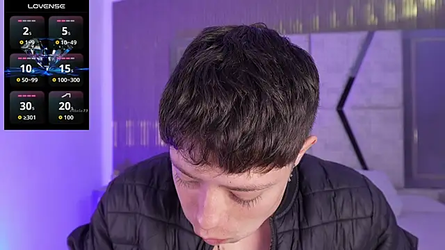 Snapshot of marcuscollins1_ chatting on 11-28-25, 02:09 marcuscollins1 online show from 11-28-25, 02:09