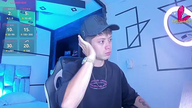 Snapshot of marcuscollins1_ chatting on 12-05-25, 02:58 marcuscollins1 online show from 12-05-25, 02:58