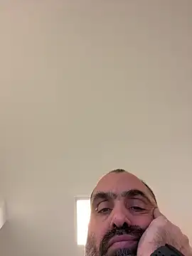 Snapshot of fuocovivo4 chatting on 02-13-25, 12:21 fuocovivo4 online show from 02-13-25, 12:21