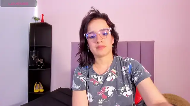 Annyrosee online show from 12-16-25, 07:52