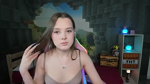 kaisajenner online show from 11-09-25, 07:34