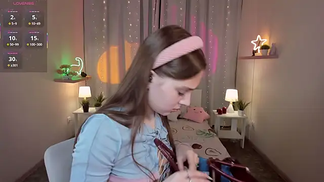 Snapshot of kaisajenner chatting on 01-16-26, 08:24 kaisajenner online show from 01-16-26, 08:24