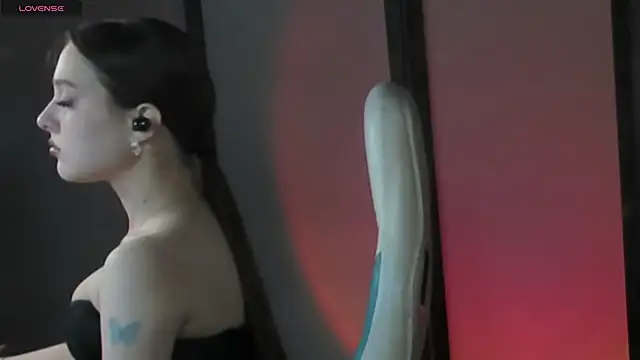 Snapshot of kaisajenner chatting on 02-23-26, 09:17 kaisajenner online show from 02-23-26, 09:17