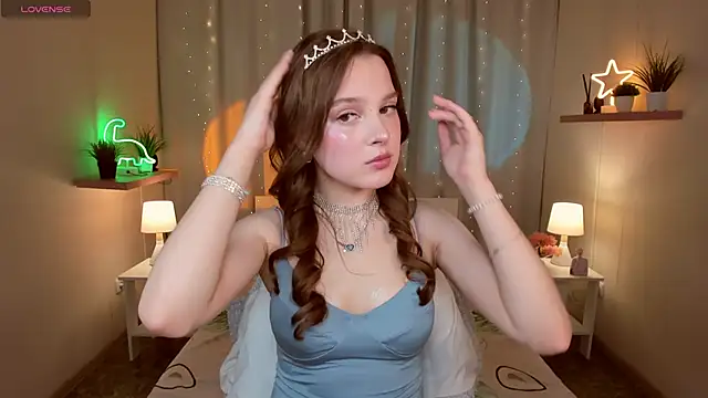 Snapshot of kaisajenner chatting on 02-25-26, 11:09 kaisajenner online show from 02-25-26, 11:09