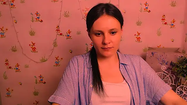 ValeriaHeart  online show from 02-06-25, 10:37