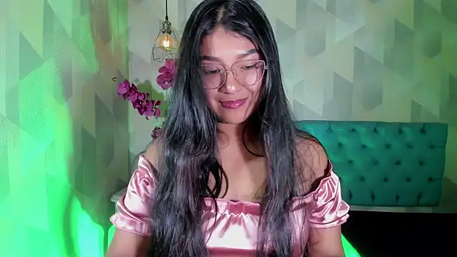 ScarletKray online show from 10-25-25, 11:21