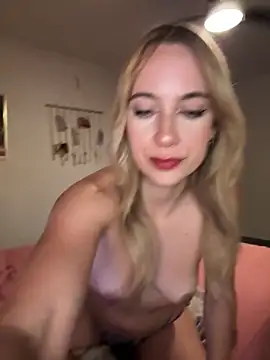 rileylovesyou online show from 09-30-25, 02:38