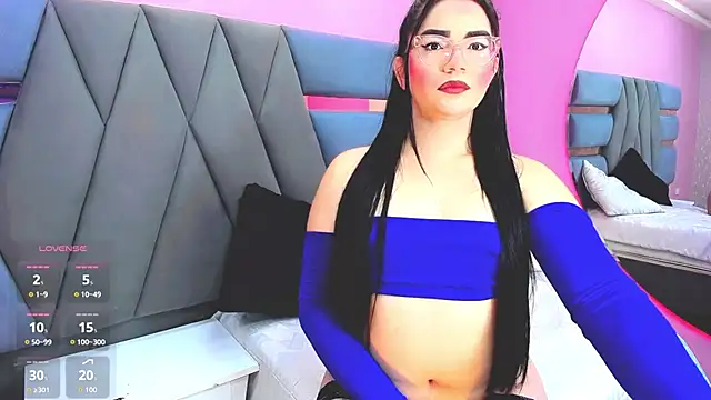 Snapshot of Dalis_Hills chatting on 01-17-26, 12:32 Dalis Hills online show from 01-17-26, 12:32