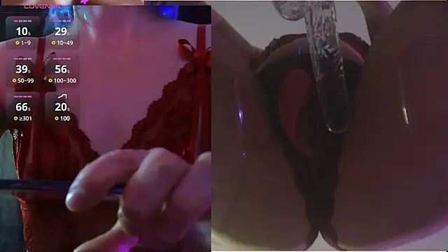 Snapshot of MsHugNkiss chatting on 03-05-25, 06:01 MsHugNkiss online show from 03-05-25, 06:01