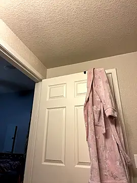 Snapshot of Chubby-Kat50 chatting on 01-11-26, 09:20 Chubby-Kat50 online show from 01-11-26, 09:20