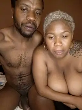 Snapshot of holidtic_justice chatting on 11-16-25, 08:14 holidtic justice online show from 11-16-25, 08:14