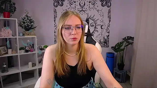 VeronicaAndersen online show from 02-02-25, 02:59