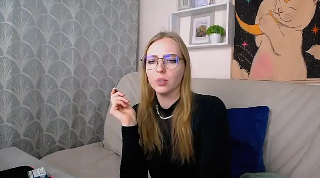 VeronicaAndersen online show from 03-18-25, 12:38