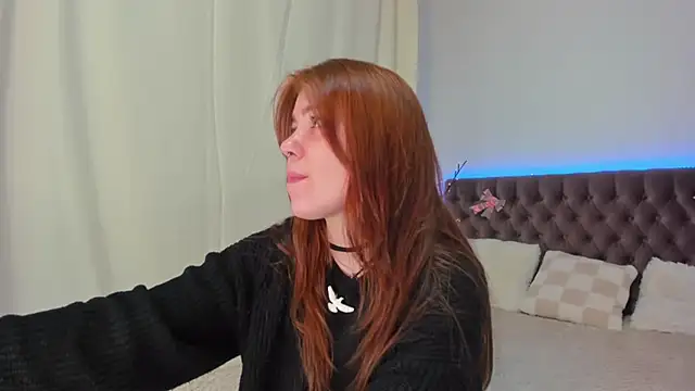 Ella Mayers online show from 03-16-25, 09:16