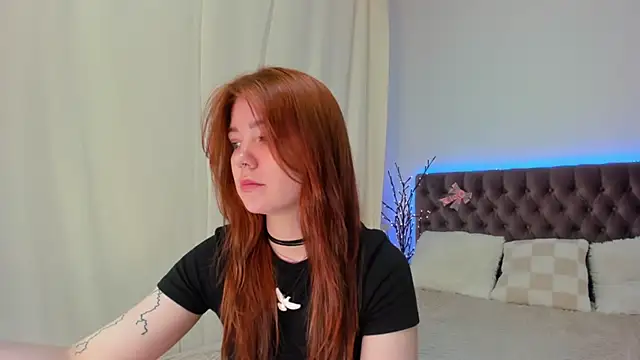 Ella Mayers online show from 03-17-25, 12:41