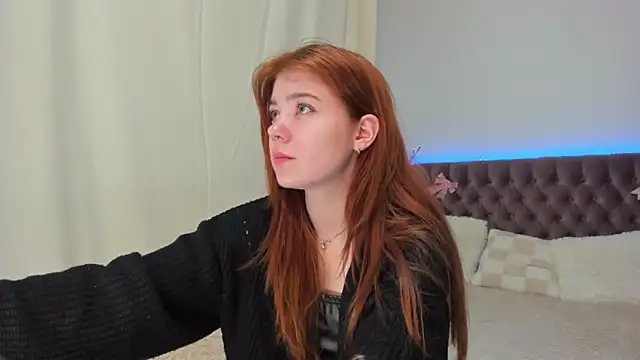 Ella Mayers online show from 03-20-25, 09:13