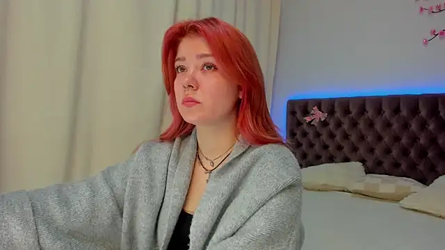 Ella Mayers online show from 10-04-25, 12:03